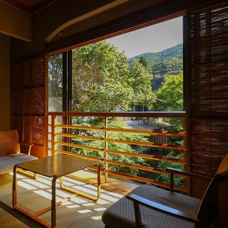 Oku Yugawara Tsubaki Hotel Bagian luar foto