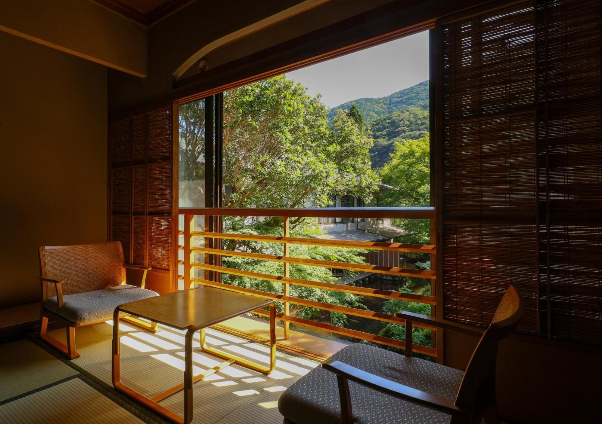 Oku Yugawara Tsubaki Hotel Bagian luar foto