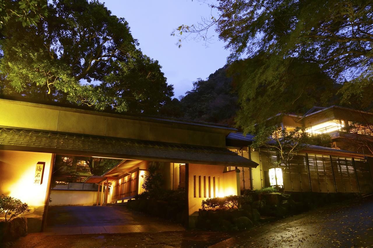Oku Yugawara Tsubaki Hotel Bagian luar foto
