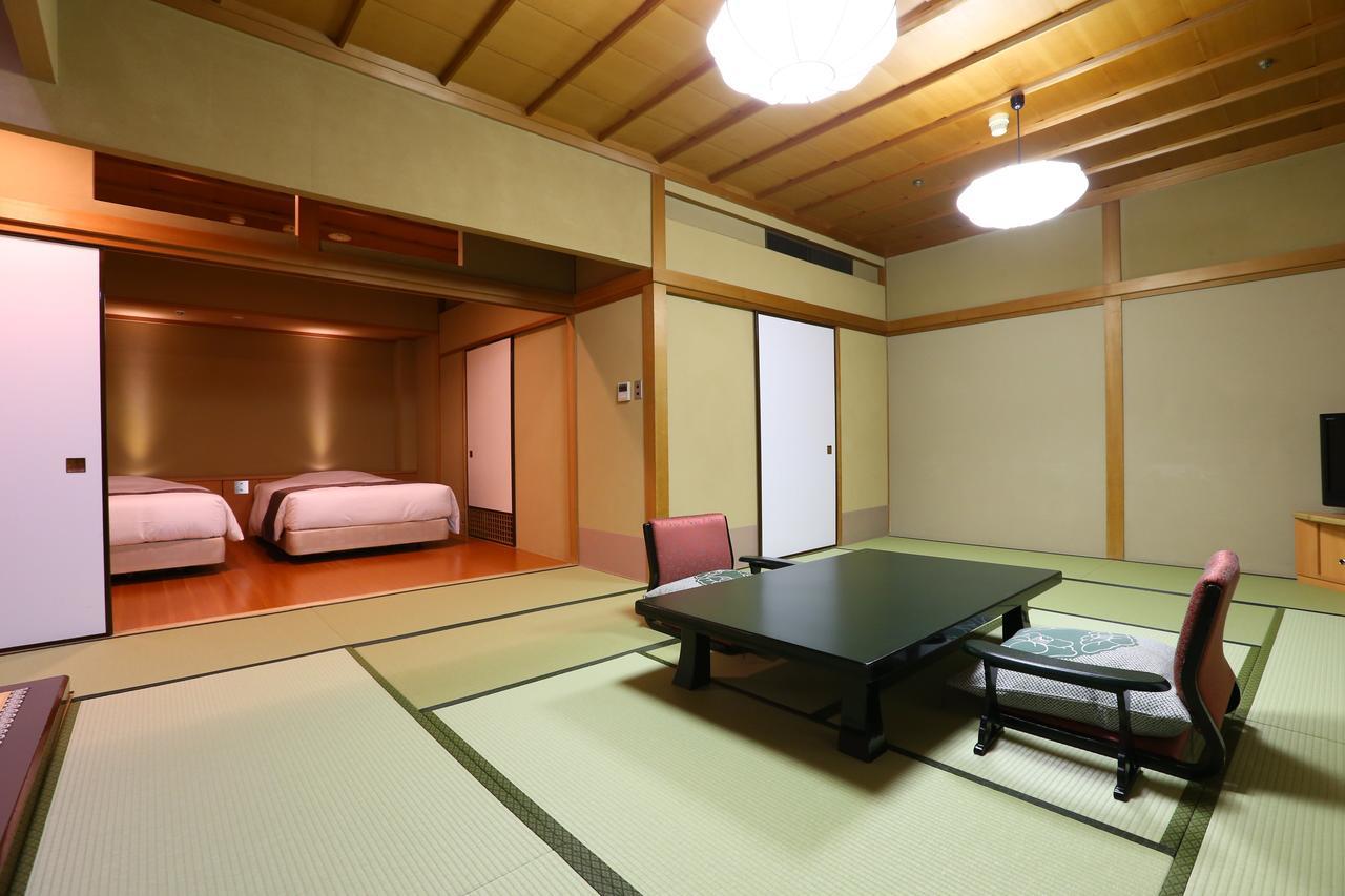 Oku Yugawara Tsubaki Hotel Bagian luar foto