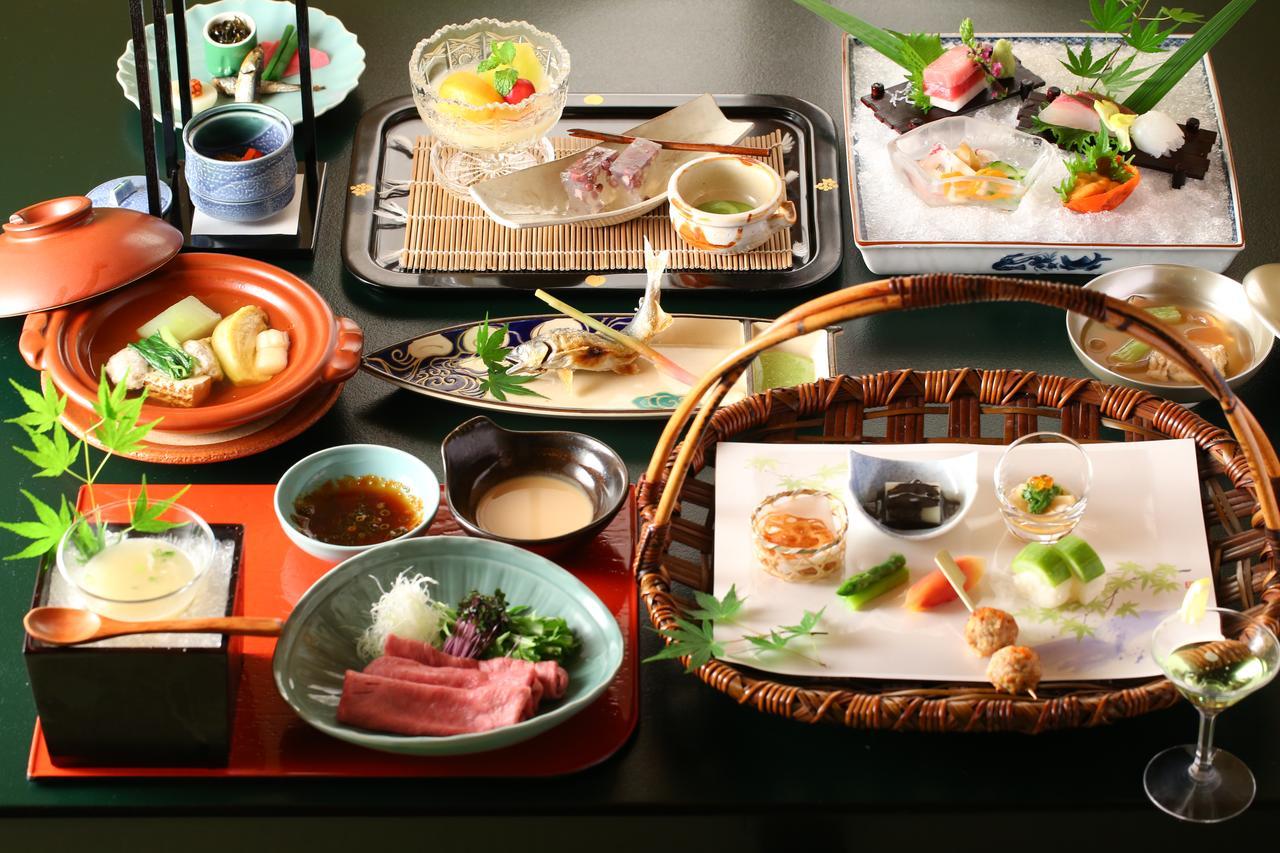Oku Yugawara Tsubaki Hotel Bagian luar foto